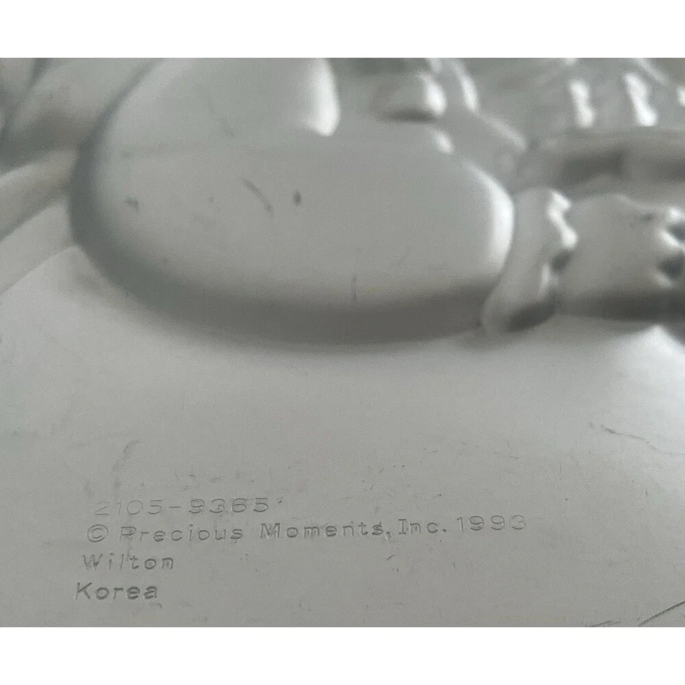 1993 Precious Moments Wilton Cake Pan Mold 2105-9365 Vintage 16.5” Birthday